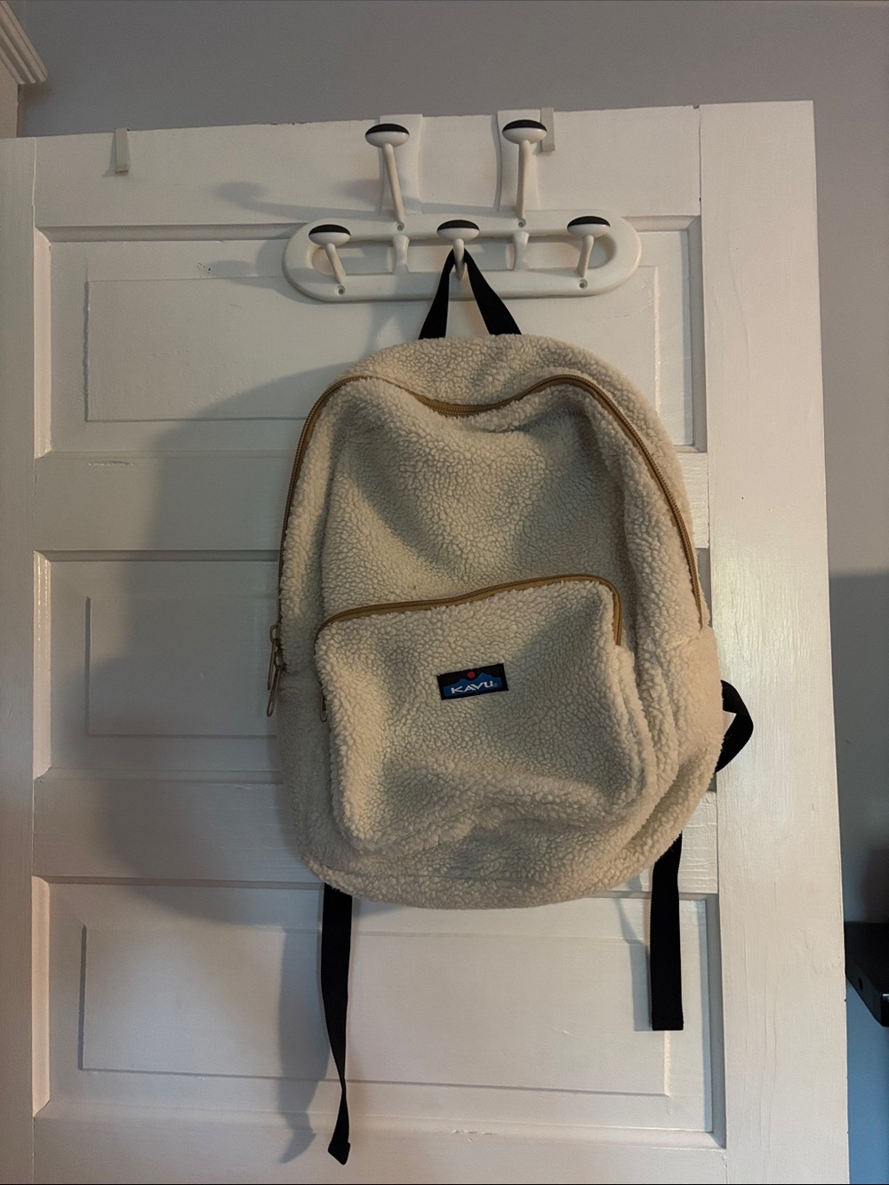 Kavu Cream Sherpa Backpack with Black Straps and Tan Trim